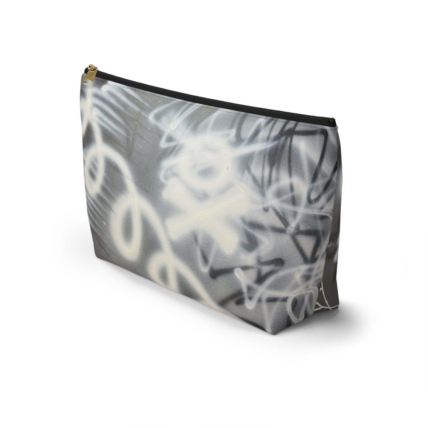 "spatial blur" airbrush makeup pouch