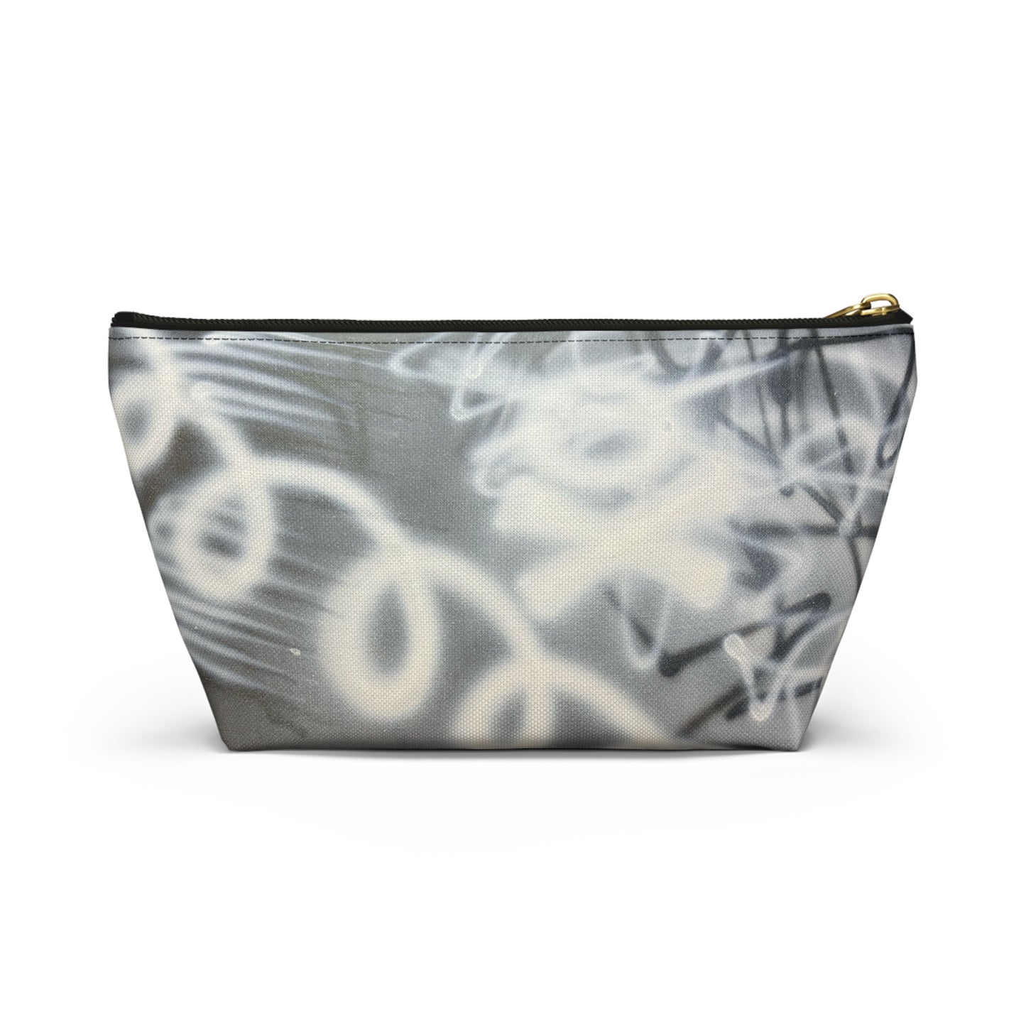 "spatial blur" airbrush makeup pouch