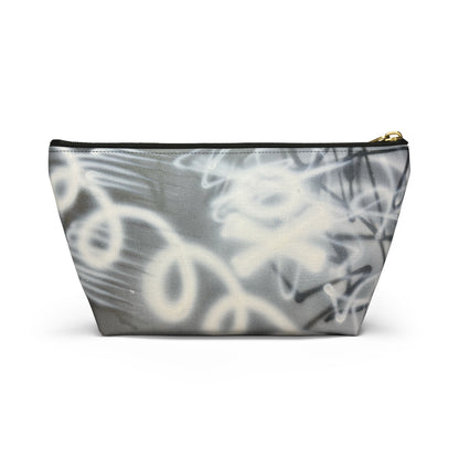 "spatial blur" airbrush makeup pouch