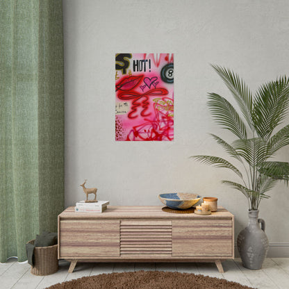 "IT girl" airbrush rolled print