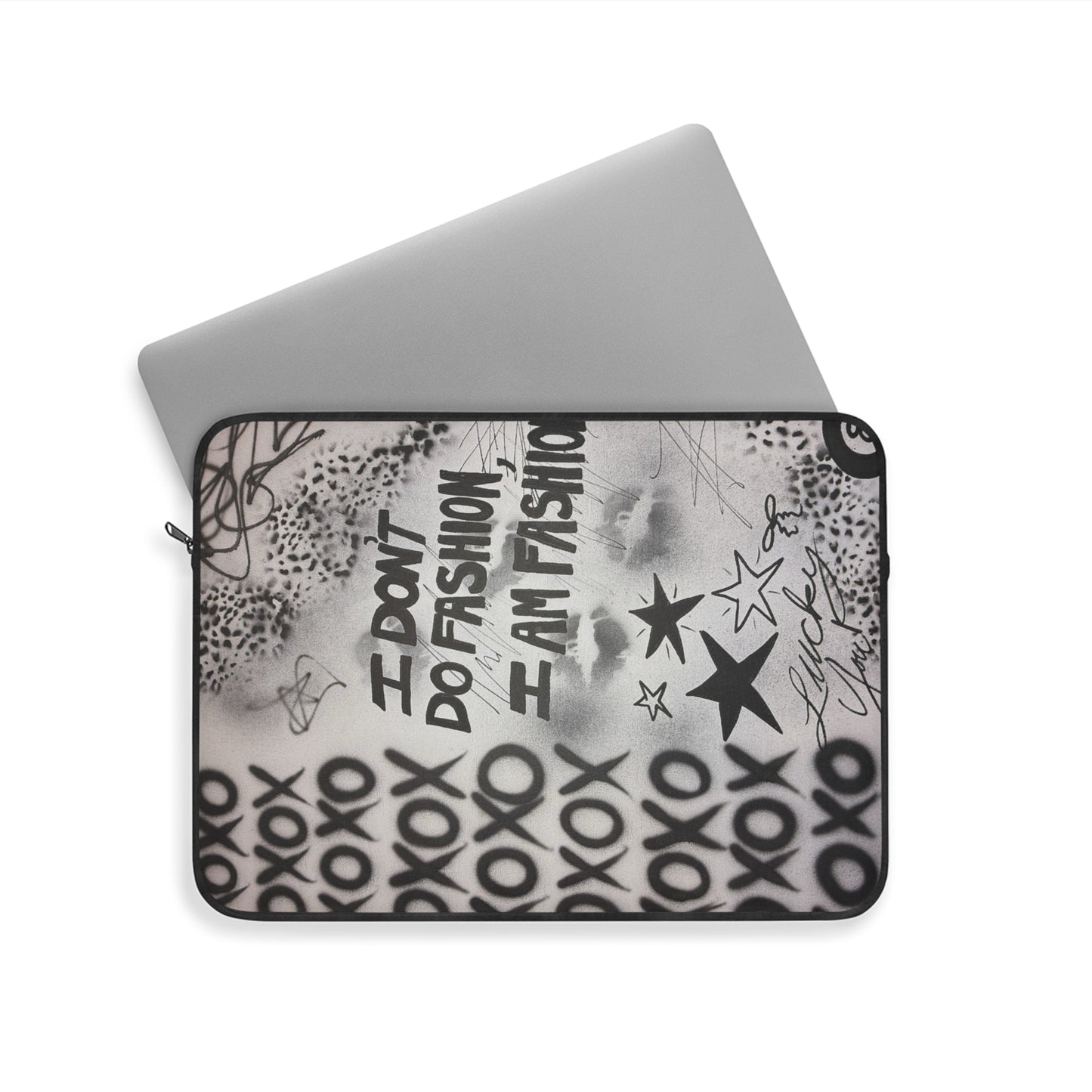 "i am fashion" airbrush laptop sleeve