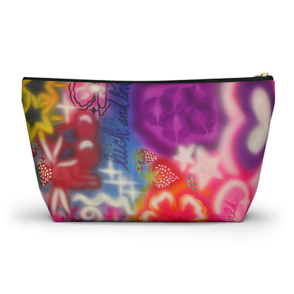 "luck & luv" airbrush makeup pouch
