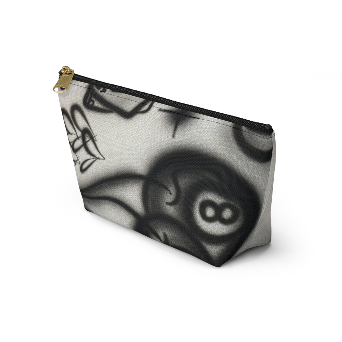 "hidden ace" airbrush makeup pouch