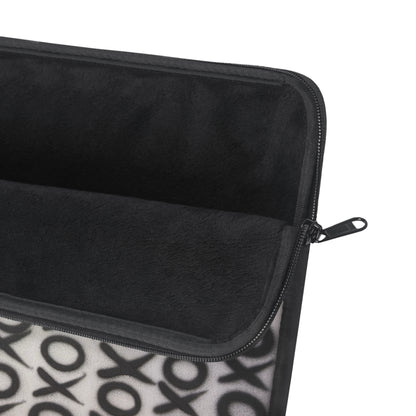 "i am fashion" airbrush laptop sleeve