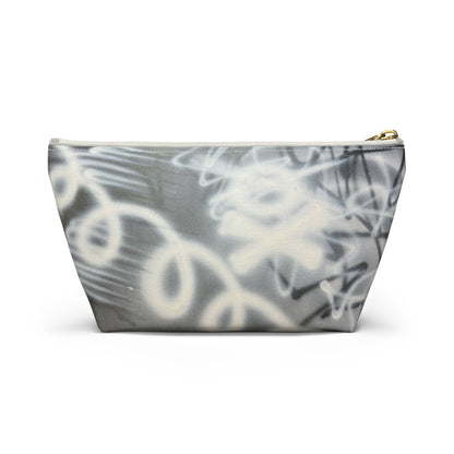 "spatial blur" airbrush makeup pouch
