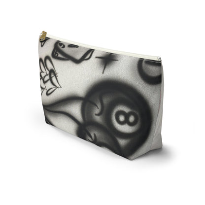 "hidden ace" airbrush makeup pouch