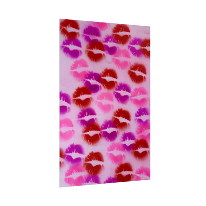 "mwah!" airbrush rolled print