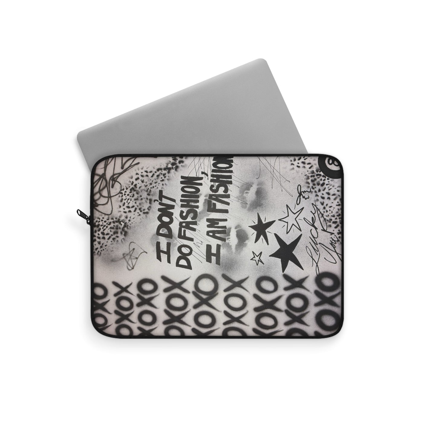 "i am fashion" airbrush laptop sleeve
