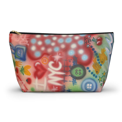 "i <3 NYC" airbrush makeup pouch