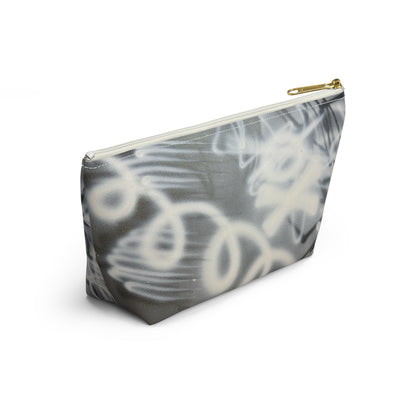 "spatial blur" airbrush makeup pouch
