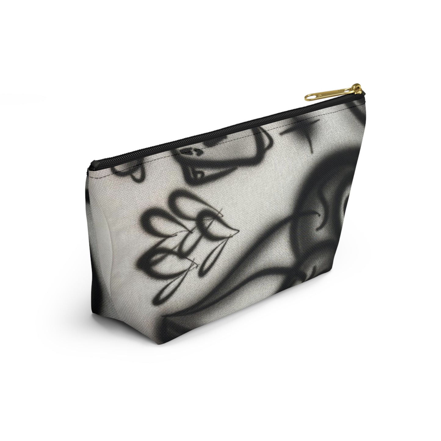 "hidden ace" airbrush makeup pouch