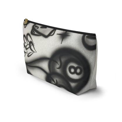 "hidden ace" airbrush makeup pouch