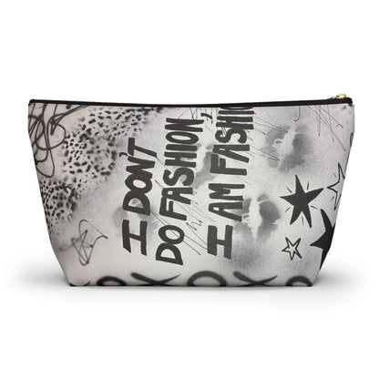 "i am fashion" airbrush makeup pouch