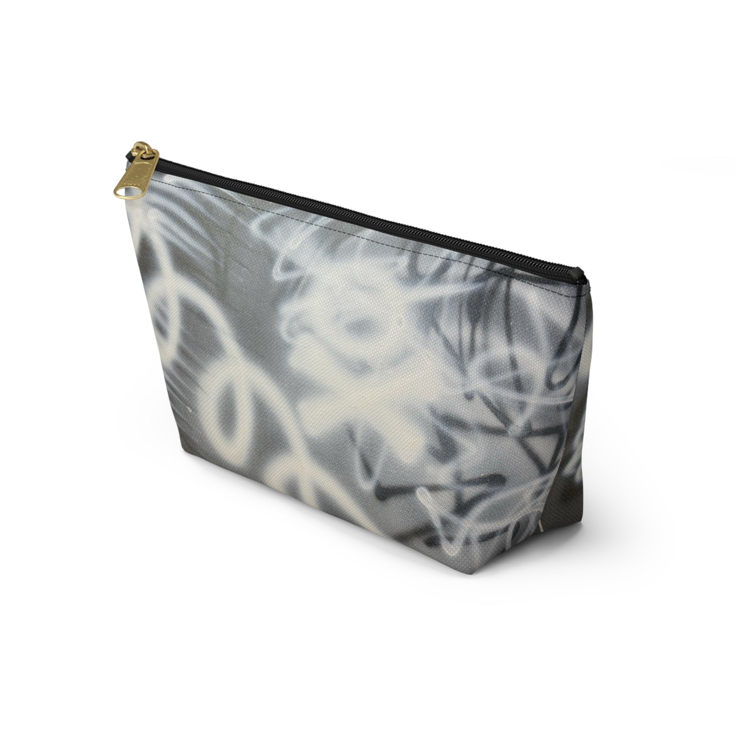 "spatial blur" airbrush makeup pouch