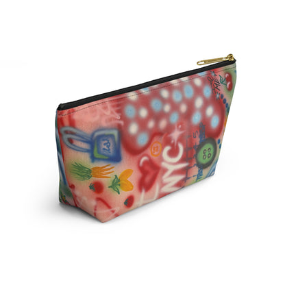 "i <3 NYC" airbrush makeup pouch